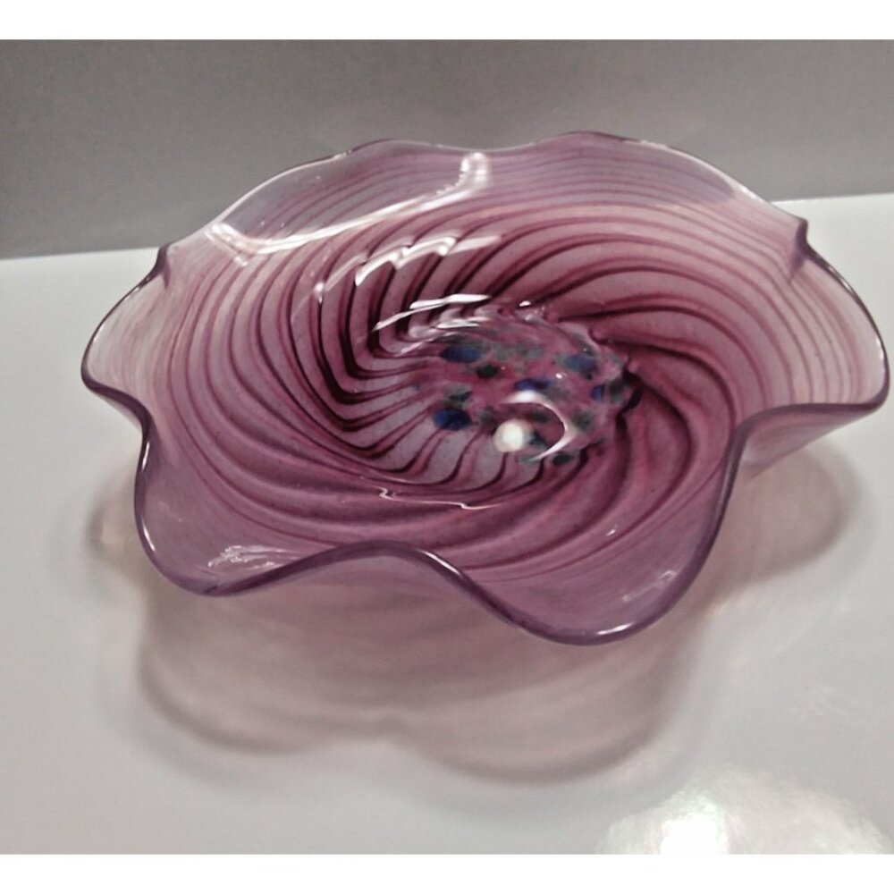 Bermuda Glass Blowing Ltd. Ruffled Edge Swirl Pattern Hand Blown Candy Bowl